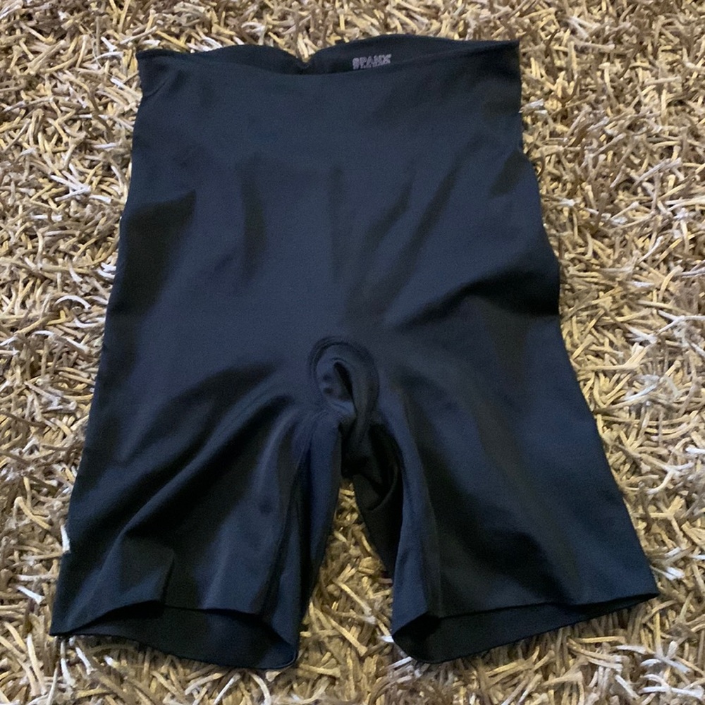 Spanx By Sara Blakely Simplicity High Waist Mid-thigh Shaper Short. Medium